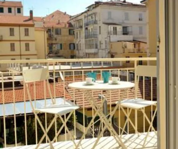 Iris Centralissimo アパート